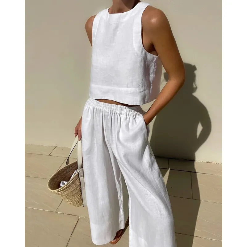 JO | Two-piece set consisting of vest and trousers with lacing