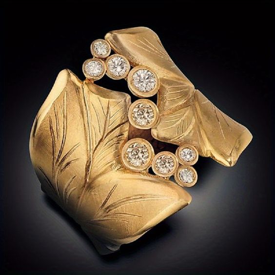 Beautiful Gold Ring with Unique Style