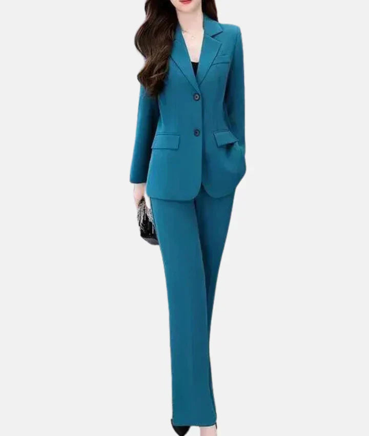 JO | Elegant trouser suit with fitted blazer