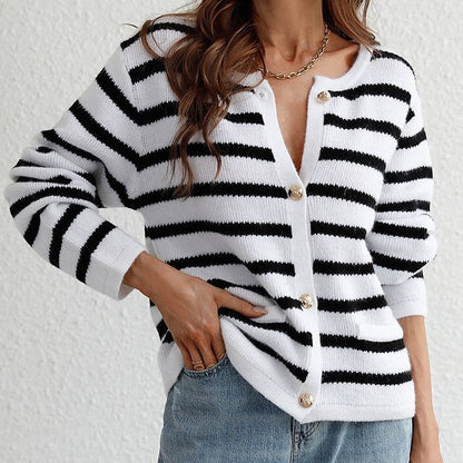 JO | Fall cardigan sweater
