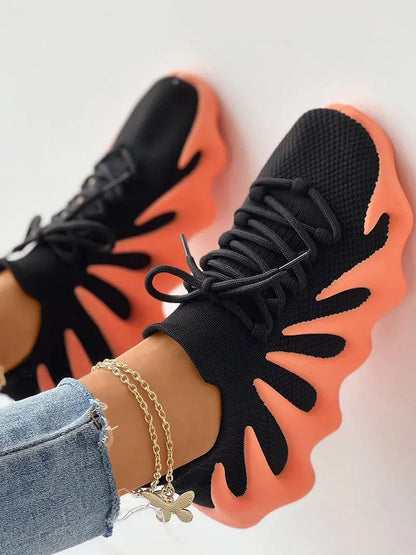 JO | Stylish and airy sneakers