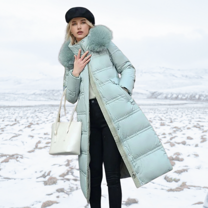 JO | Elegant fur coat for women