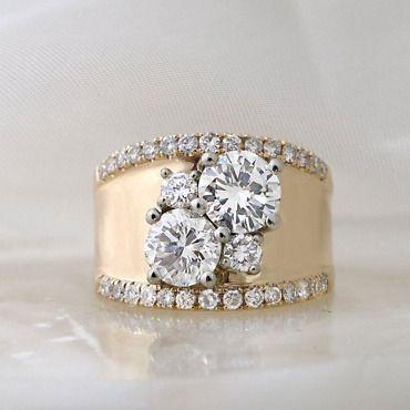 Charming Gold Ring for Any Occasion