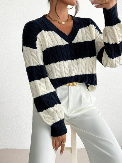 JO | Striped knitted sweater