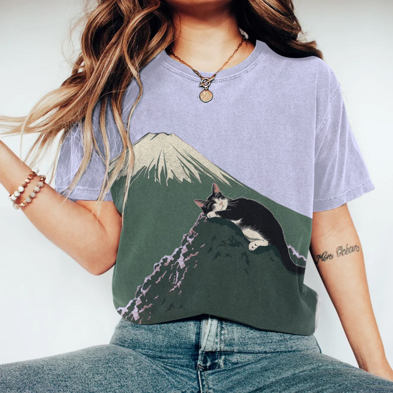 Classic Vintage T-Shirt