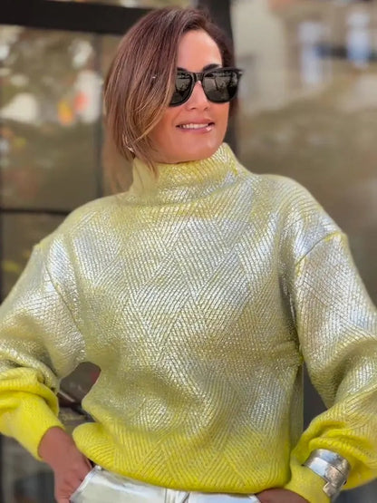 JO | Turtleneck sweater