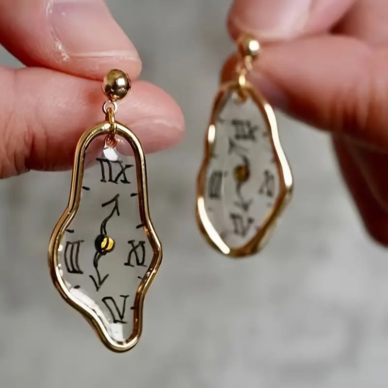 Romantic Gold Earring for Special Moments