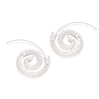 Romantic Gold Earring for Special Moments
