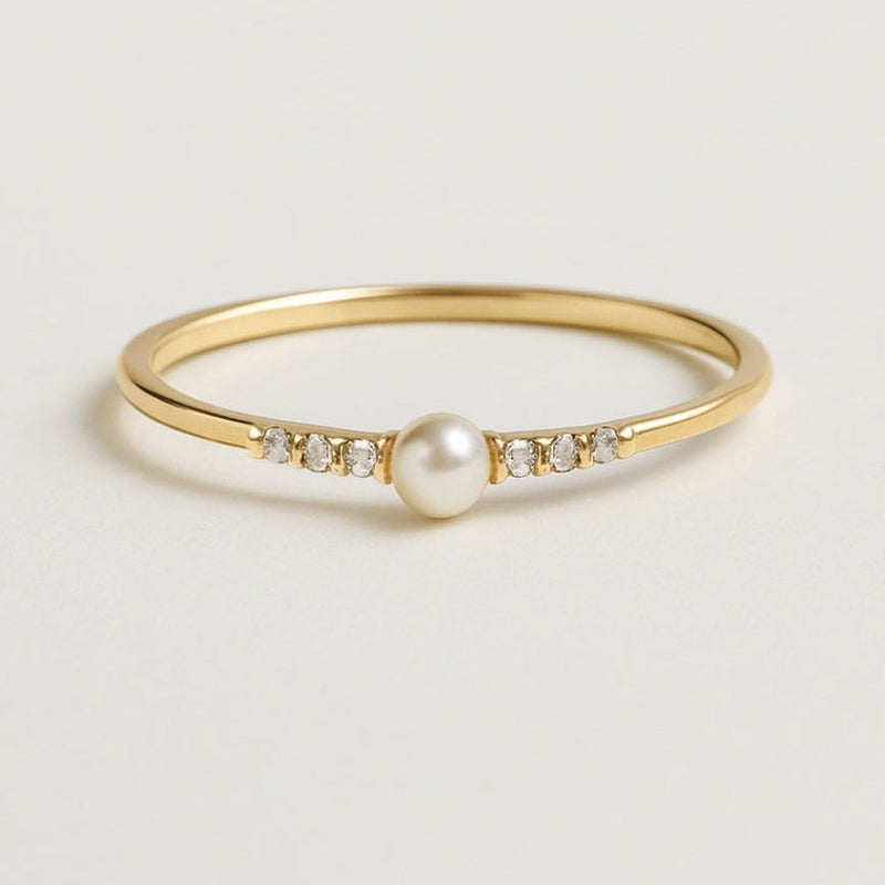 Romantic Gold Ring for Special Moments