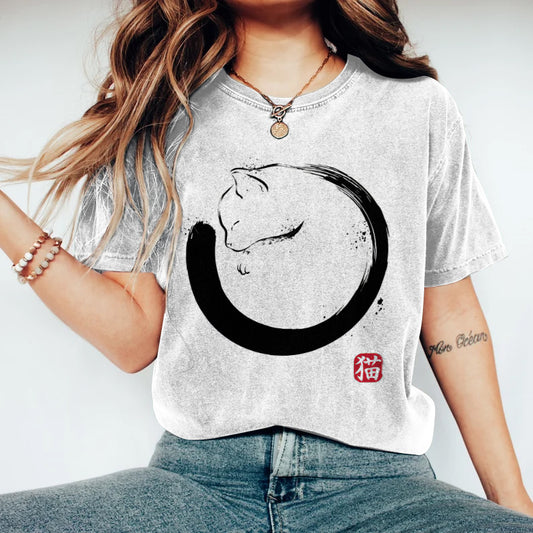 Vintage Japanese Art Cat Print Casual Cozy T-Shirt elevenforest
