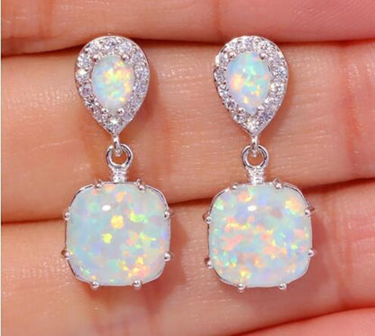 Charming Silver Earring for Any Occasion