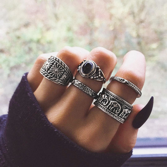 Classic Set with Timeless Appeal