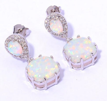 Charming Silver Earring for Any Occasion