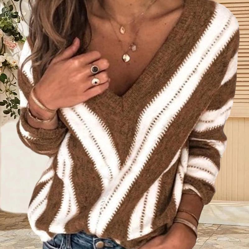 JO | V-collar and stripes