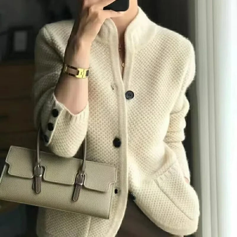 JO | Chic and versatile general sweater
