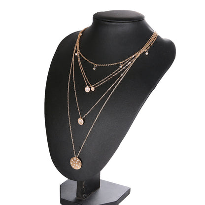 Beautiful Pearl Necklace with Unique Style