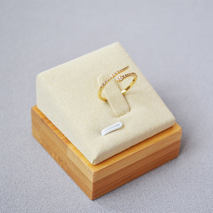 Elegant Gold Ring for Every Occasion