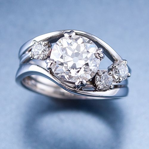 Charming Silver Ring for Any Occasion