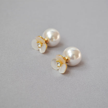Stunning Earring for Daily Wear