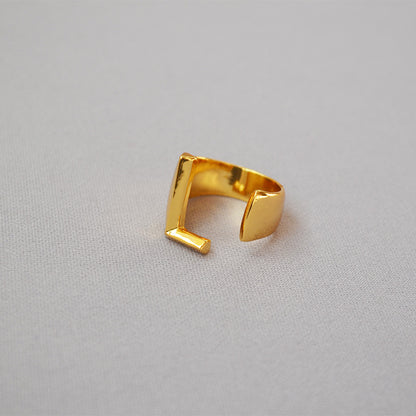 Elegant Gold Ring for Every Occasion