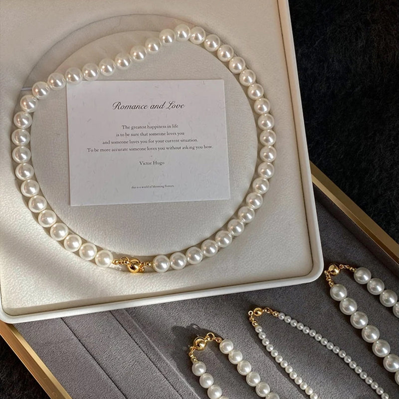 Classic Pearl Necklace with Timeless Appeal