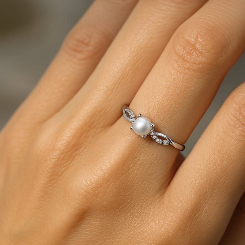 Elegant Silver Ring for Every Occasion