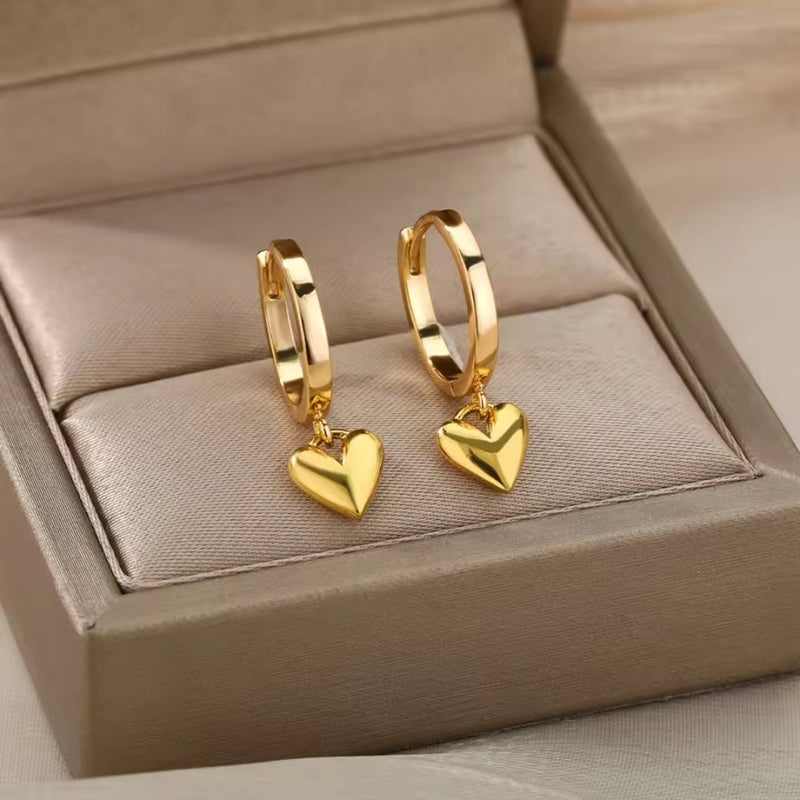 Vintage Handmade Gold Earring