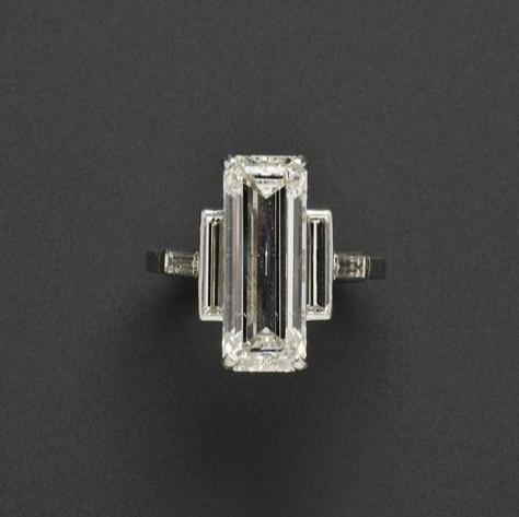 Romantic Silver Ring for Special Moments