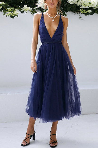 KS | Romantic tulle midi dress with V-neckline
