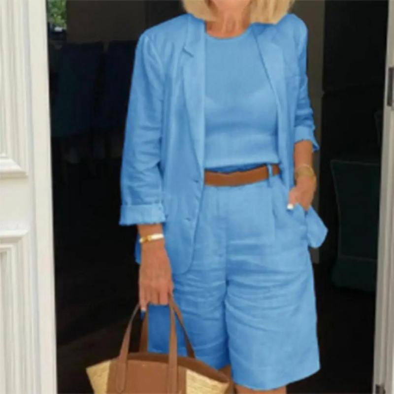 JO | Luxurious jacket and shorts set for women