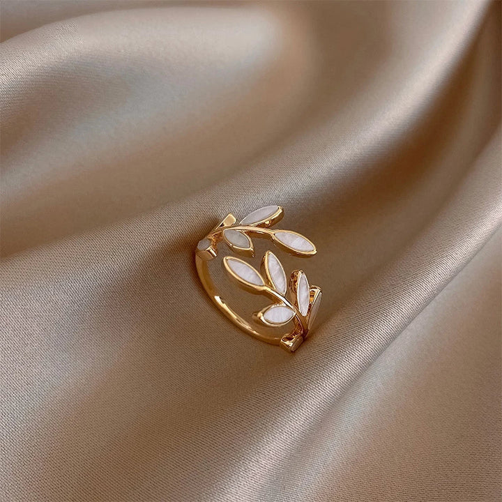 Classic Ring with Timeless Appeal