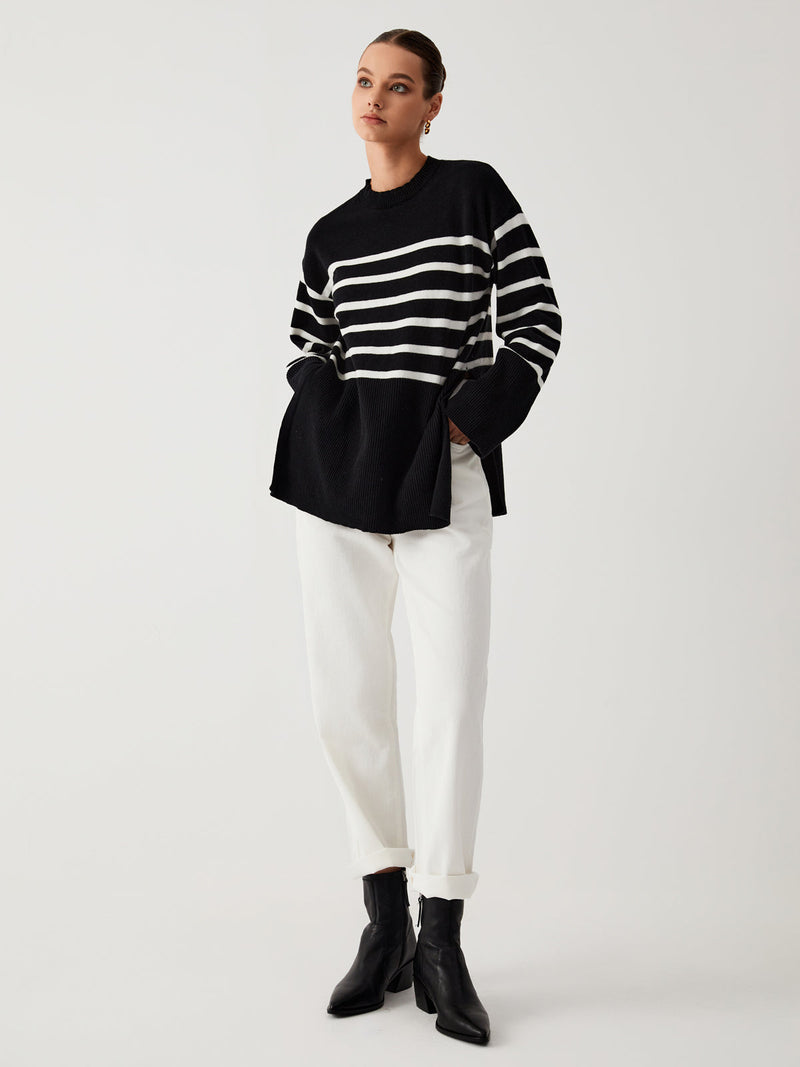 JO | Oversized sweater with stripes
