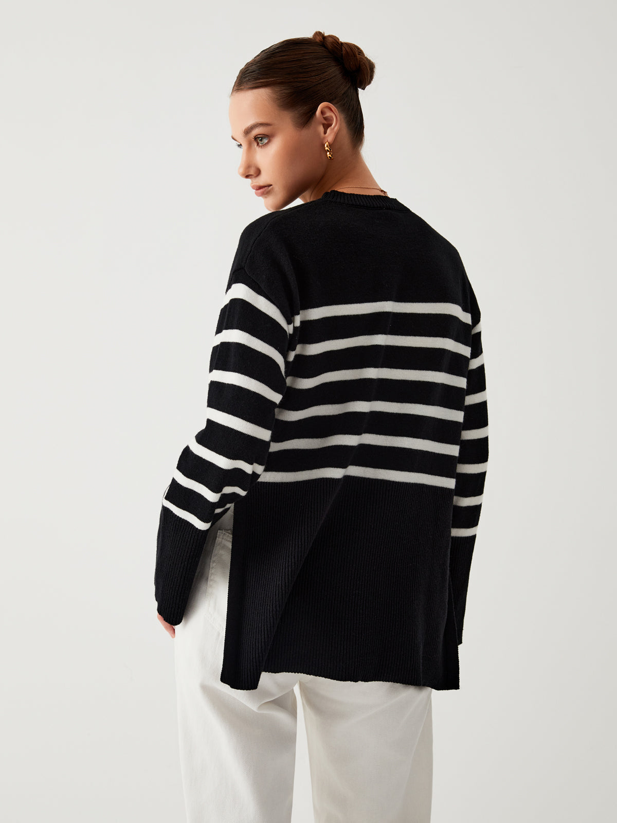 JO | Oversized sweater with stripes
