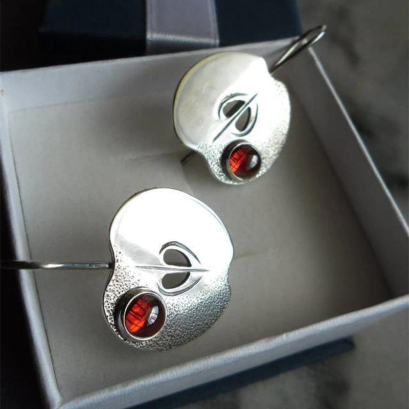 Elegant Silver Earring for Every Occasion
