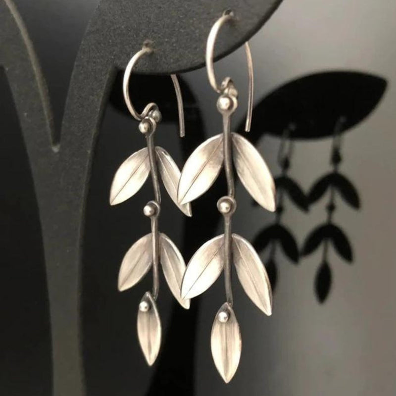Elegant Silver Earring for Every Occasion