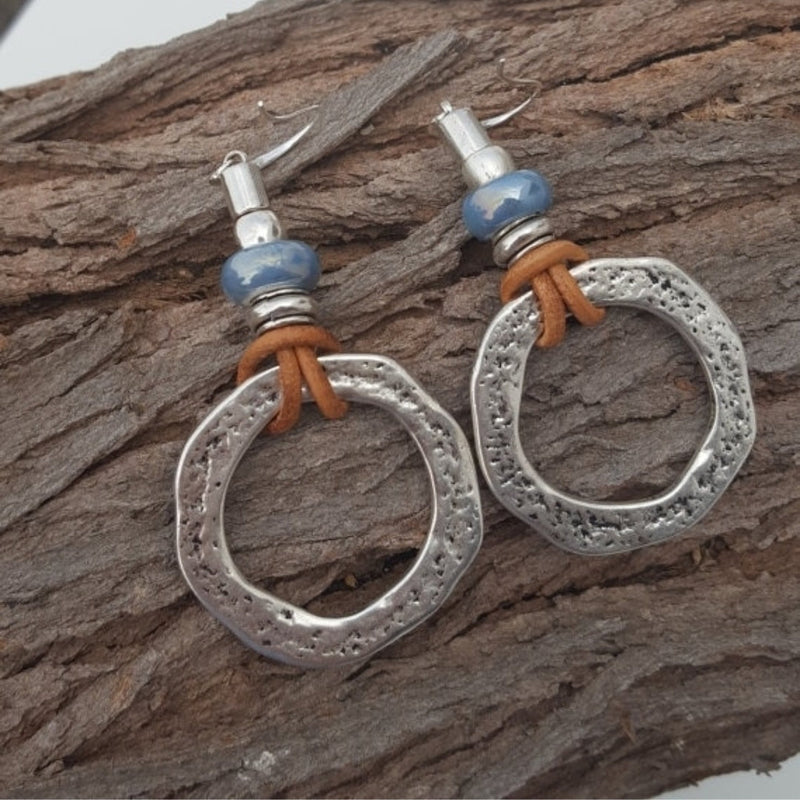 Charming Silver Earring for Any Occasion
