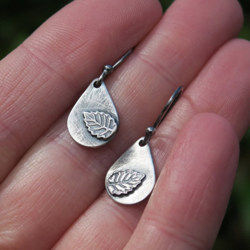 Charming Silver Earring for Any Occasion