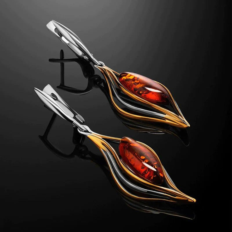 Romantic Silver Earring for Special Moments