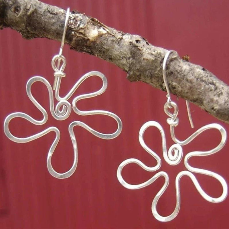 Romantic Silver Earring for Special Moments