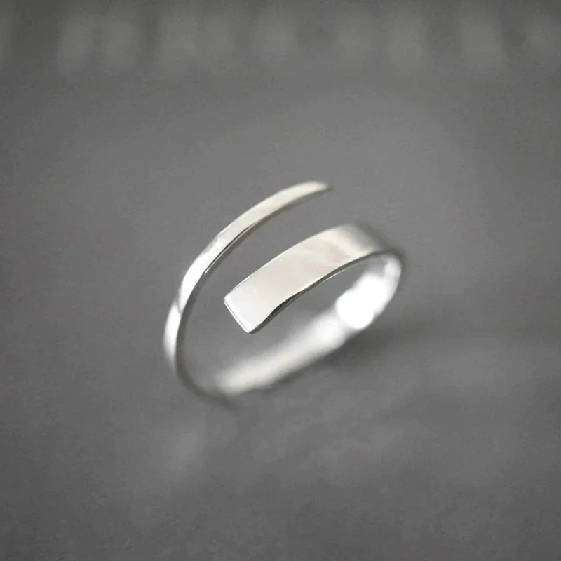 Classic Silver Ring with Timeless Appeal