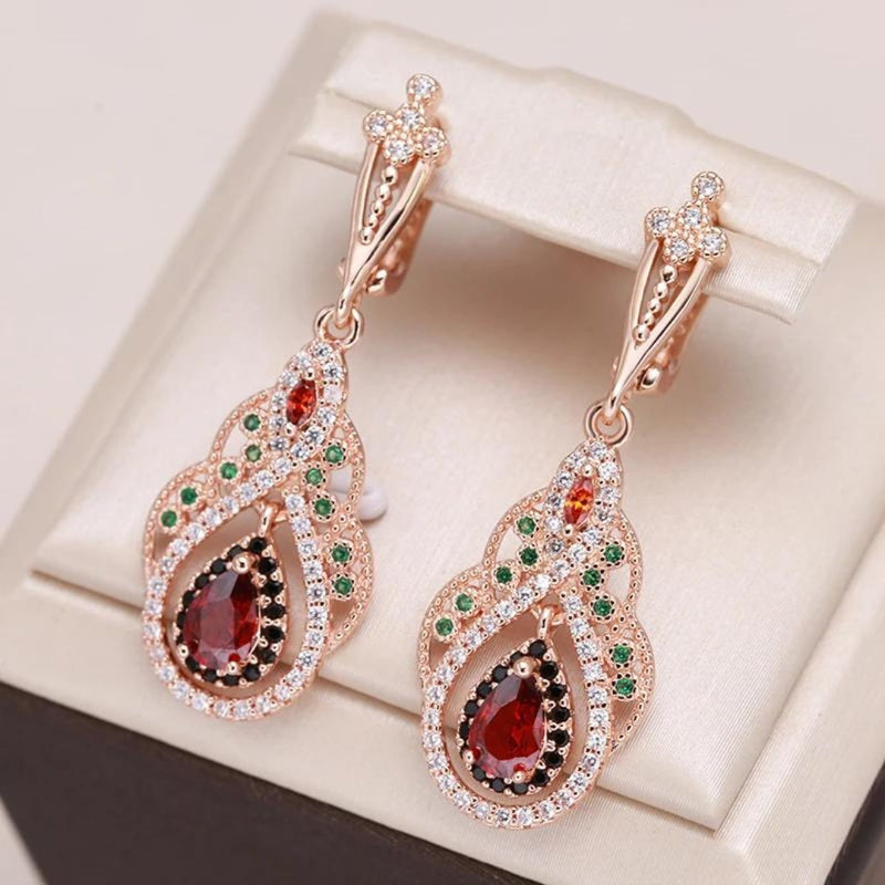 Beautiful Gold Earring with Unique Style