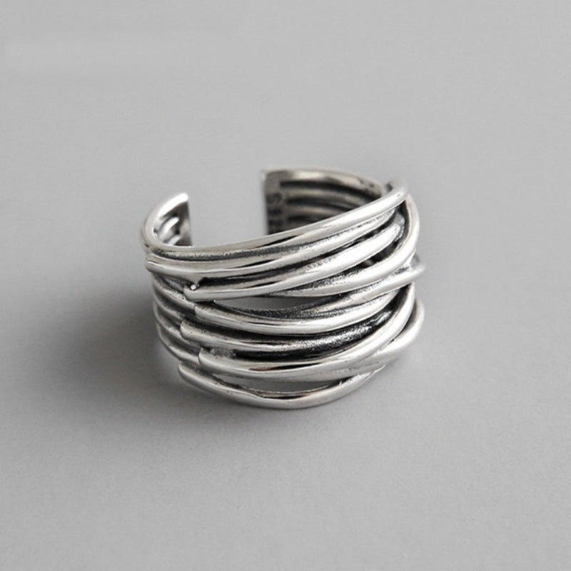 Charming Silver Ring for Any Occasion