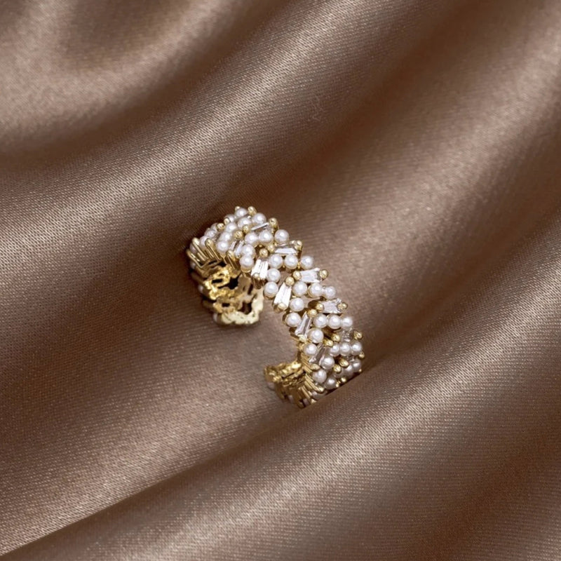 Beautiful Gold Ring with Unique Style