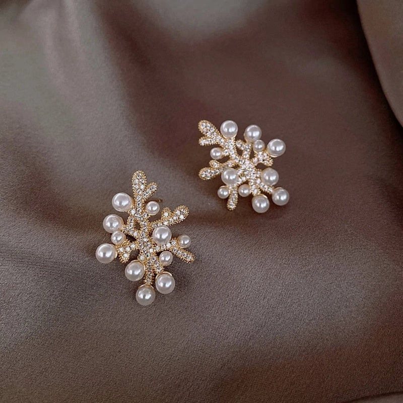 Charming Pearl Earring for Any Occasion
