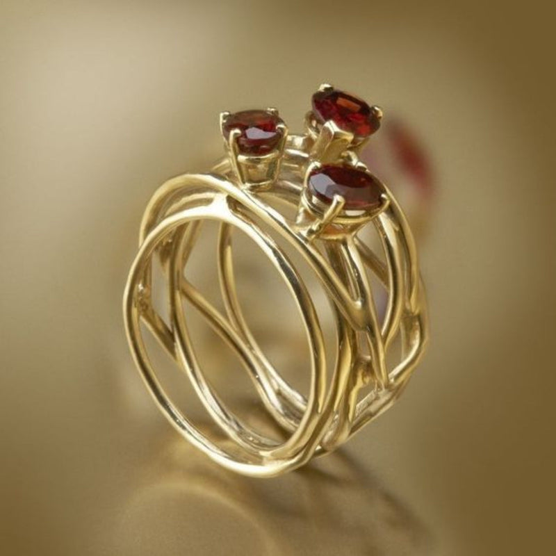 Charming Gold Ring for Any Occasion