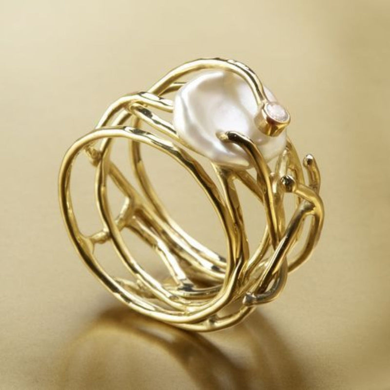 Beautiful Gold Ring with Unique Style