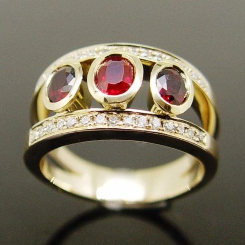 Romantic Gold Ring for Special Moments