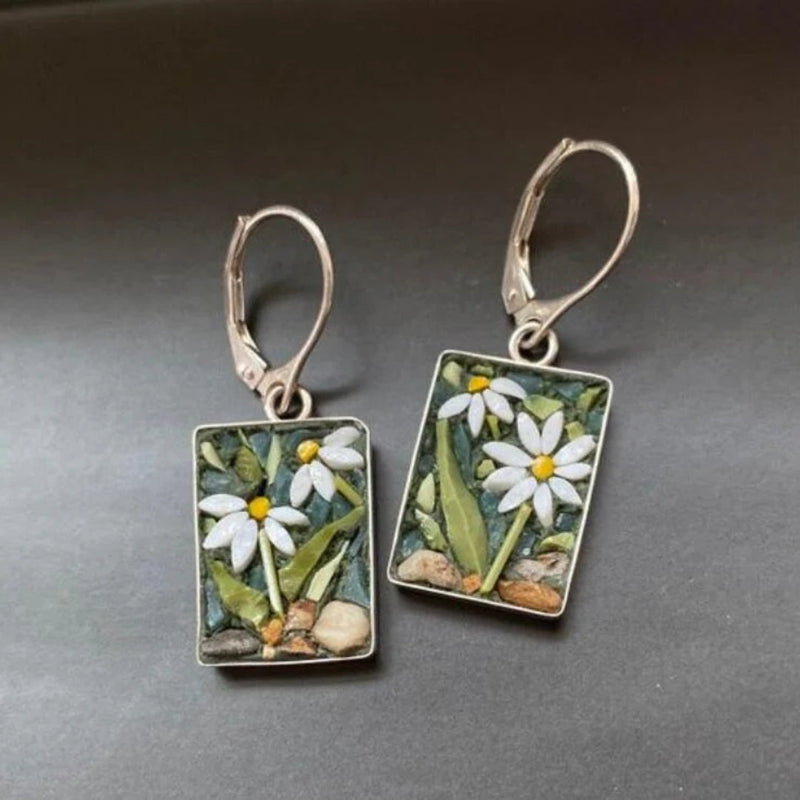 Stunning Earring for Daily Wear