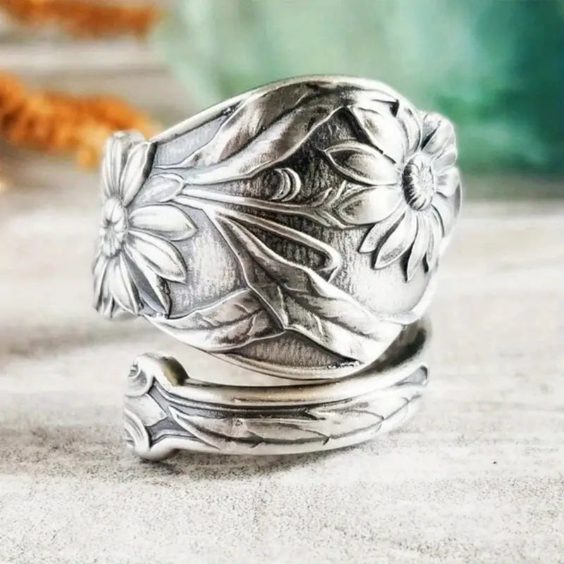 Romantic Silver Ring for Special Moments