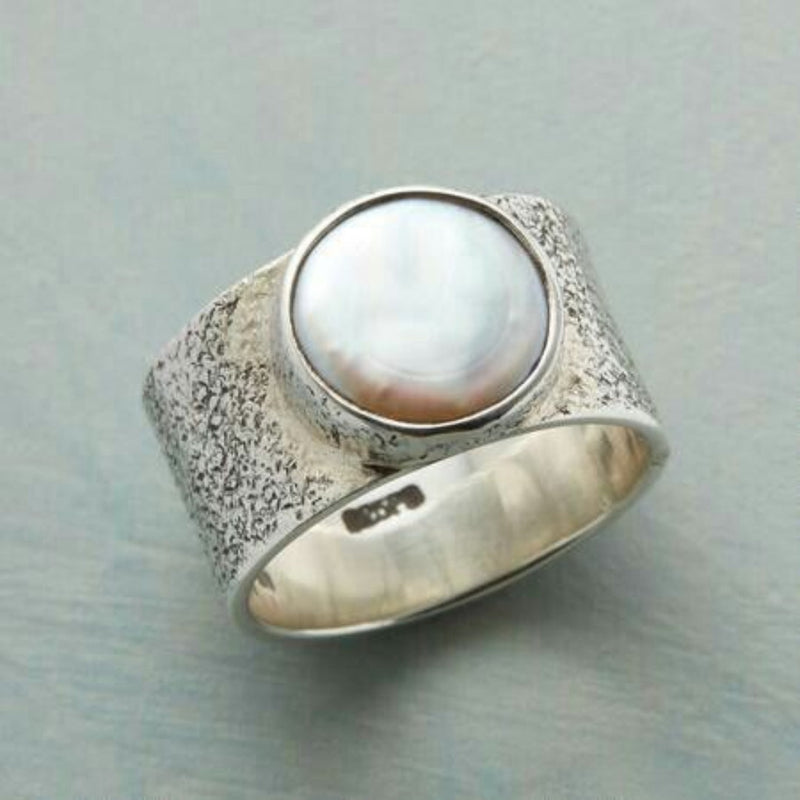 Beautiful Silver Ring with Unique Style
